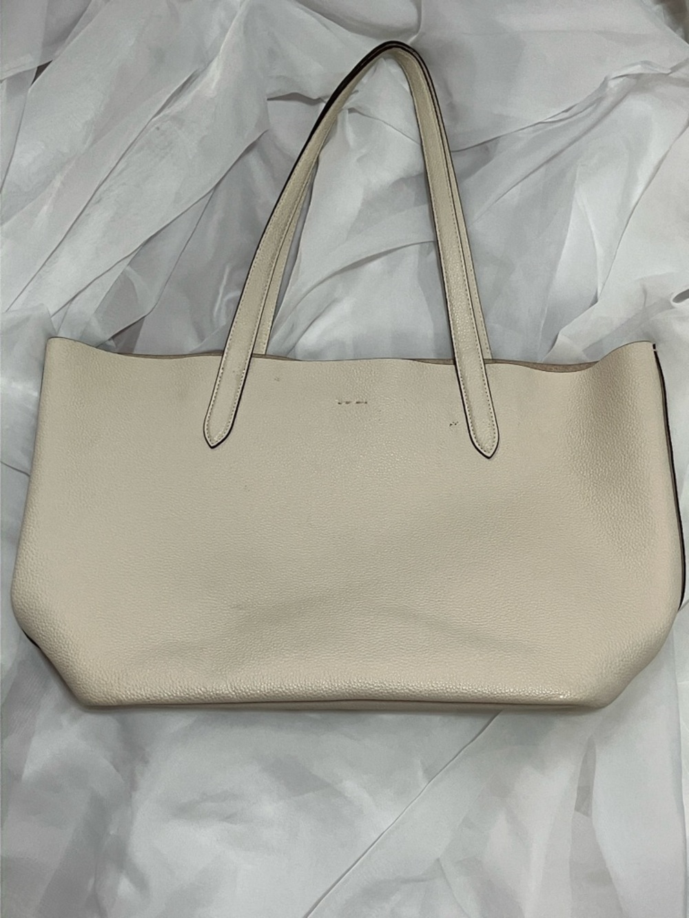 Cameron Tote - Picture 5 of 13